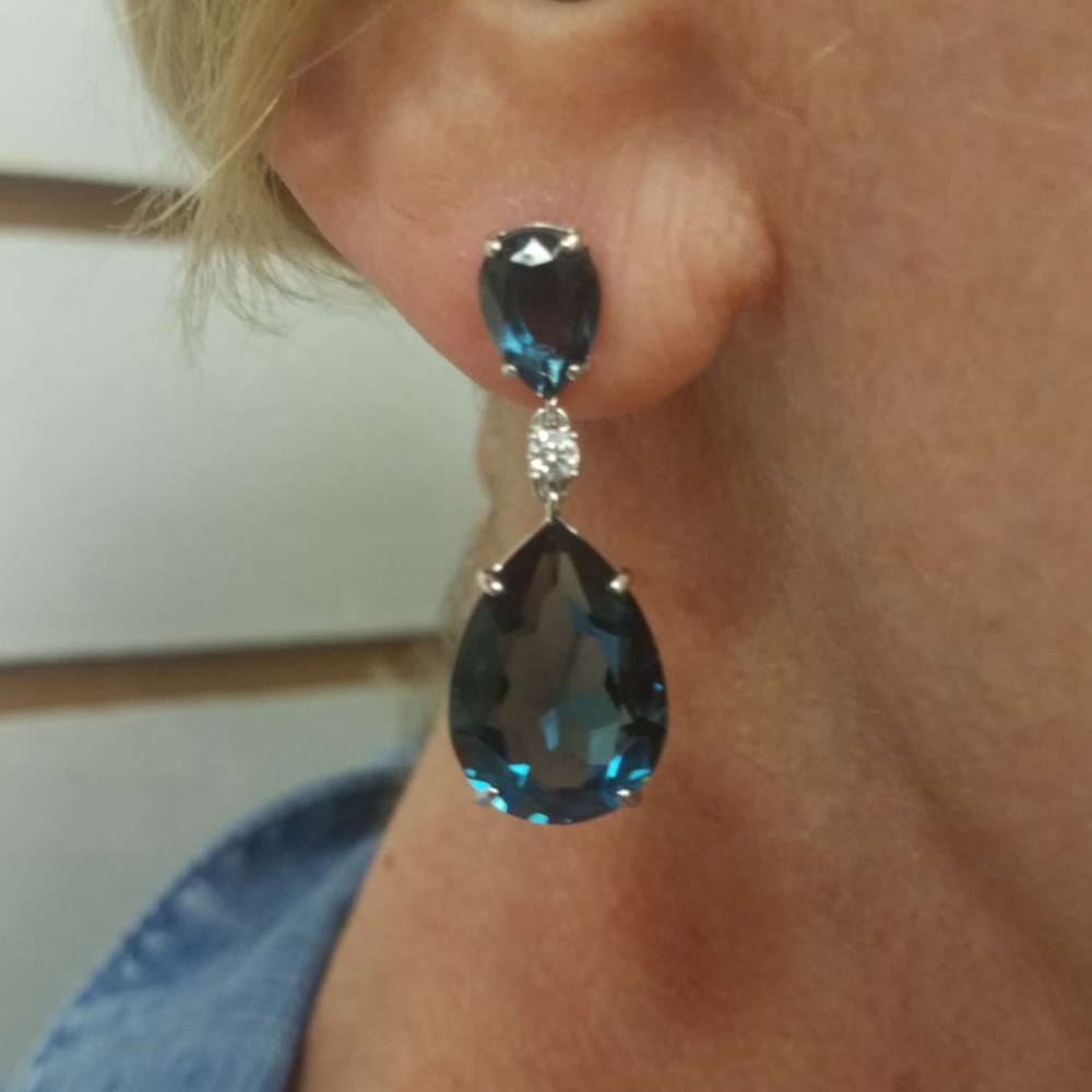 Swarovski Teal Crystal Drop Earrings - Picture 2 of 3